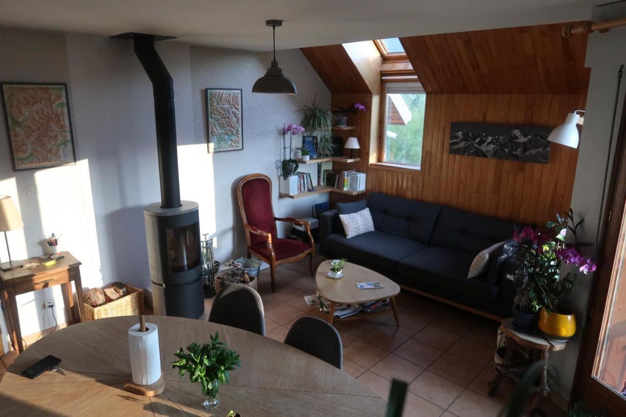 Chez Cat Et Christophe , Chambre Calme Et Lumineuse Chez L'Habitant Avec Vue Guillestre Extérieur photo