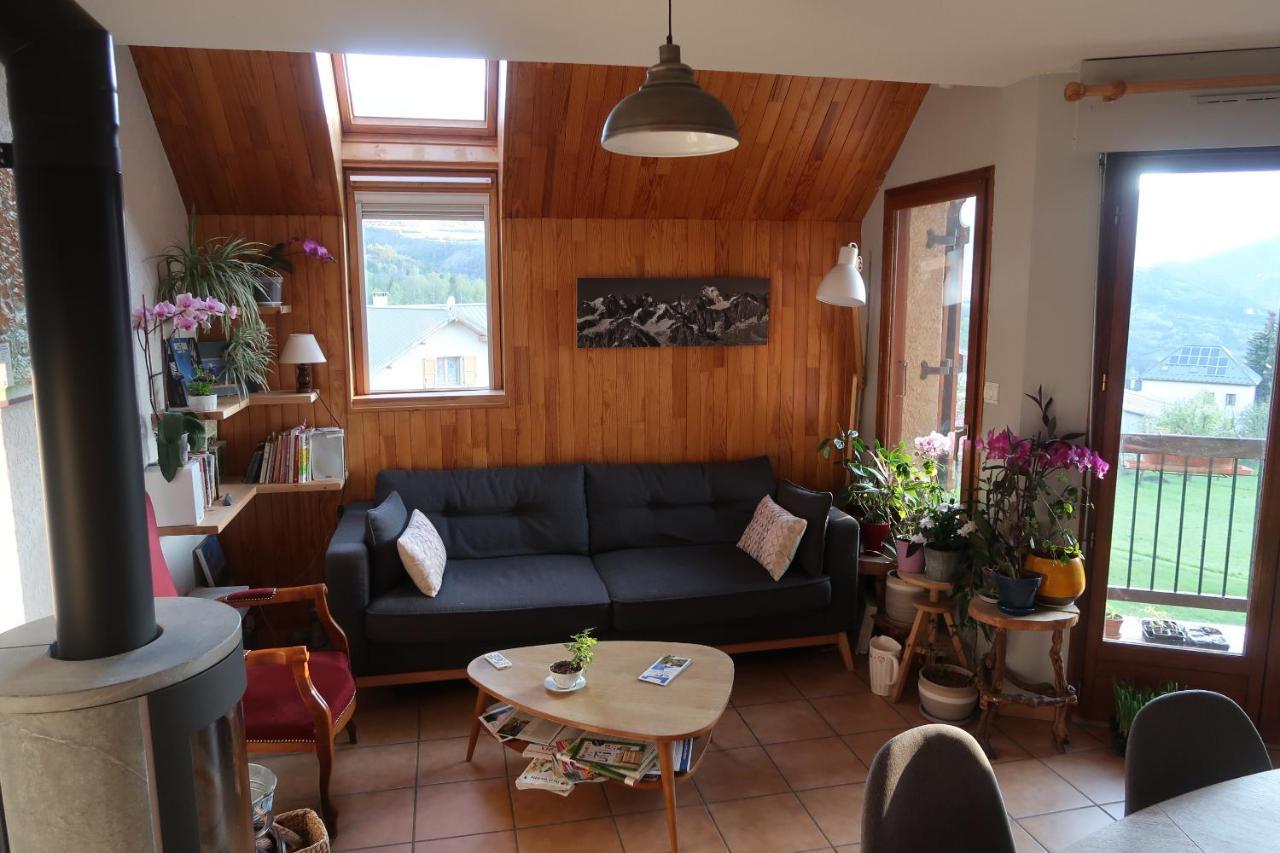 Chez Cat Et Christophe , Chambre Calme Et Lumineuse Chez L'Habitant Avec Vue Guillestre Extérieur photo